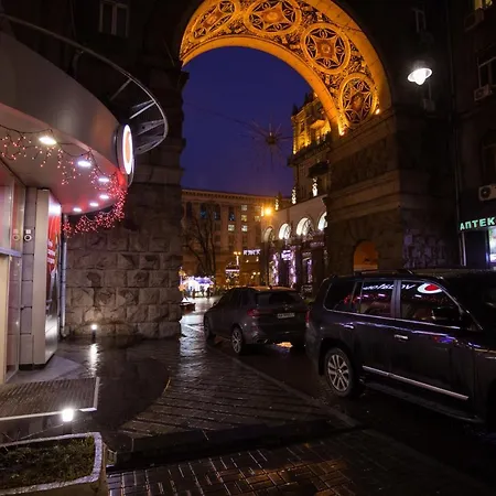 Khreshchatyk Apart Hotel Passage-2